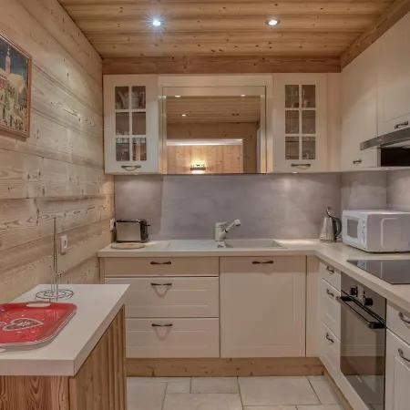 Confortable 1 A Megeve, Proche Centre Avec Piscine Et Parking - Fr-1-453-125